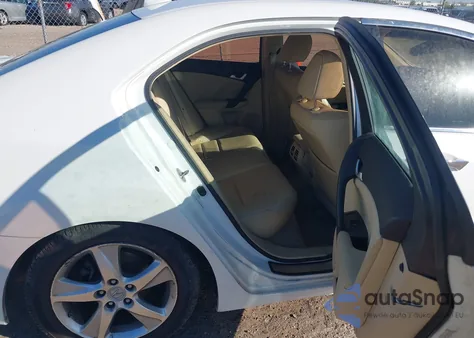 2013 Acura Tsx 2.4 z USA, uszkodzony, nr VIN JH4CU2F62DC001436